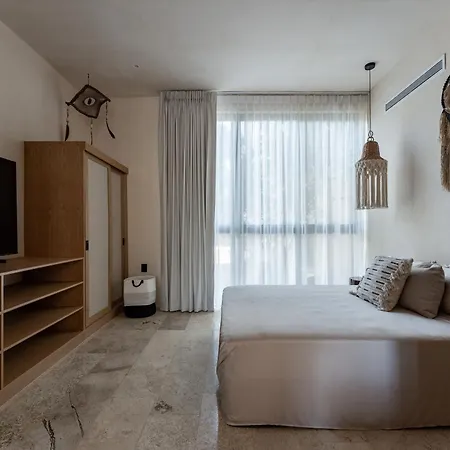 Oniric Aparthotel