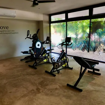 King Studio En Coba Pool, Gym & Garden Hotel *