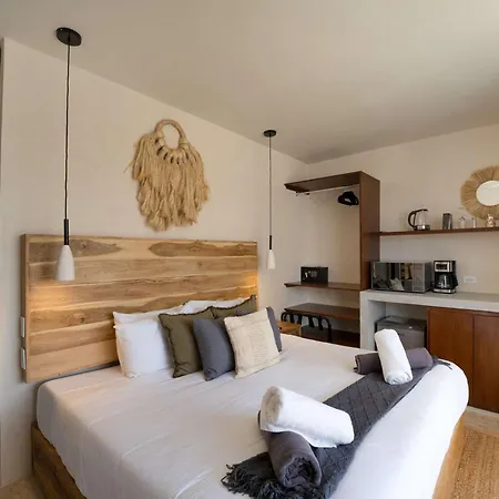 Seremonia 6br Multi-villa Combo With Pool & Jacuzzi Tulum