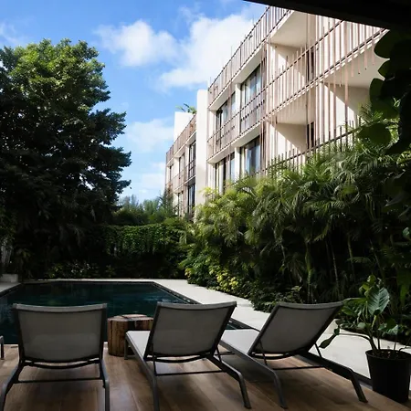 Hotel King Studio En Coba Pool, Gym & Garden *
