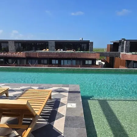 Private Jacuzzi In Zone - Sea View Rooftop Pools & Included