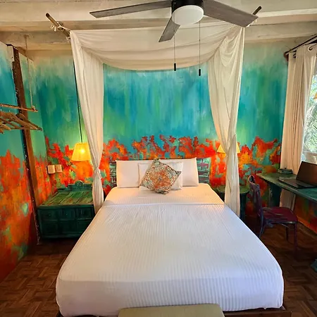 Alma Libre Hotel