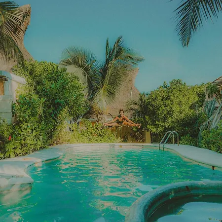 Estrellas - Located At The Party Zone Hotel 4*