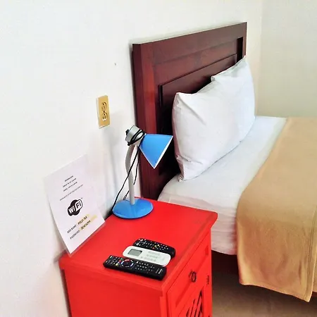 Malix Pek Hotel 2*