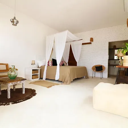 Amigos Boutique