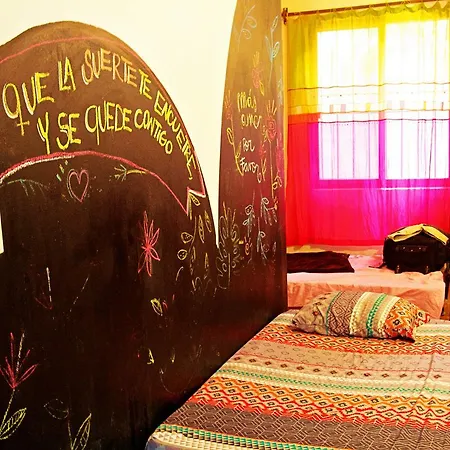 Hostel Revoleco *