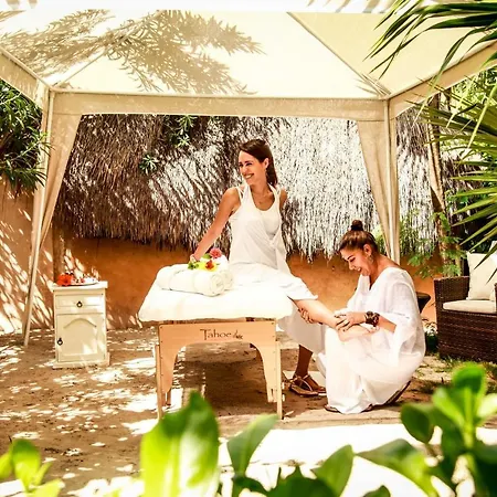 Estrellas - Located At The Party Zone Hotel 4*