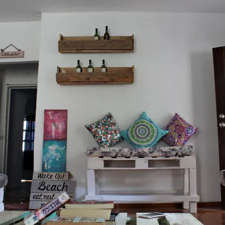 Hostel Mandala *