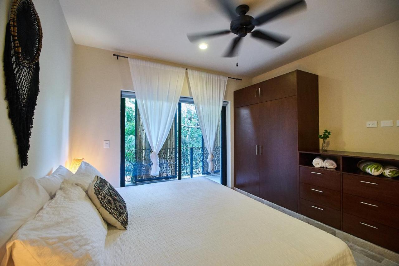 Luxury With Private Terrace Apartment