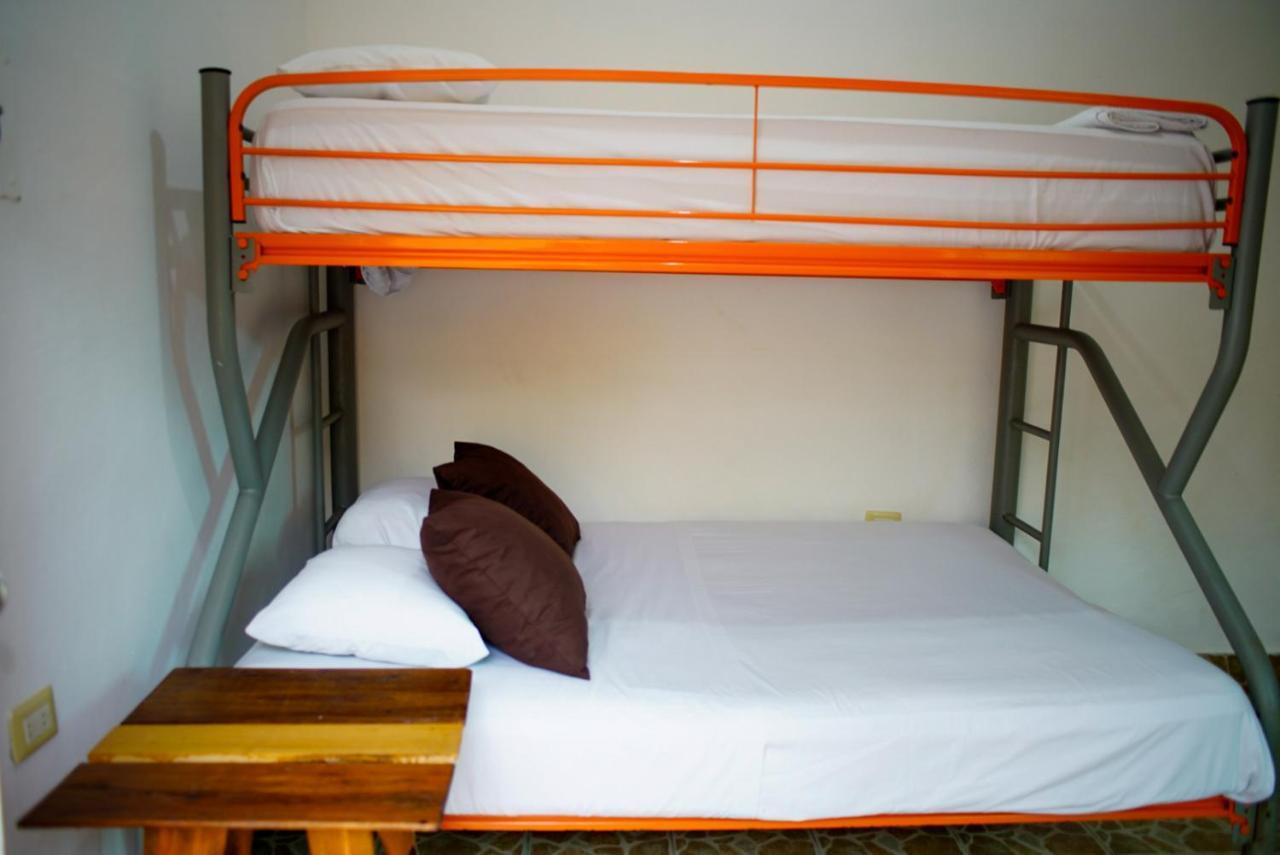 Hostel Weary Traveler Tulum