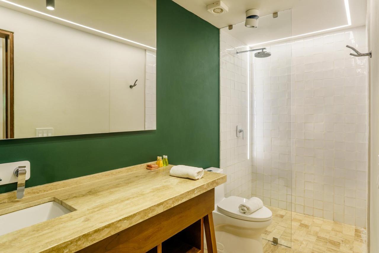 Apartment 205 Perfect Location 3 Bedrooms