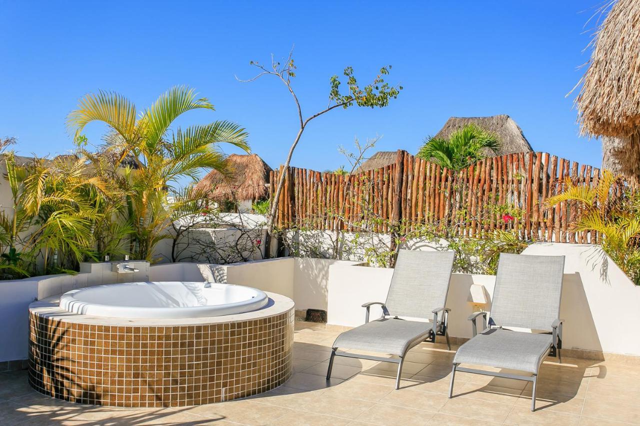 Hotel Perfectly Situated Between The Beach & Town By Stella Tulum