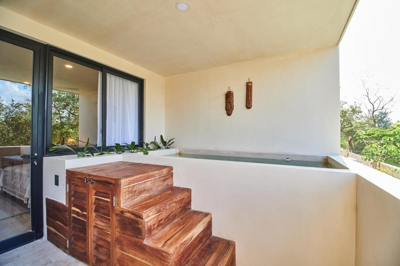 Fancy Tropical Cozy Private Balcony With Plunge Pool Premium Location In Apartment