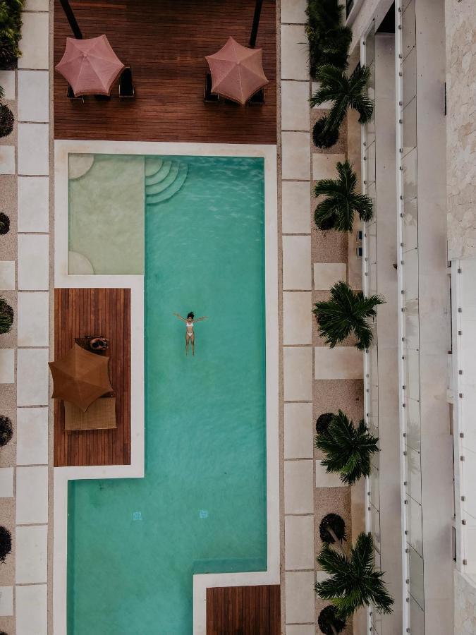 And Penthouse Blue Luxury Kukulkan