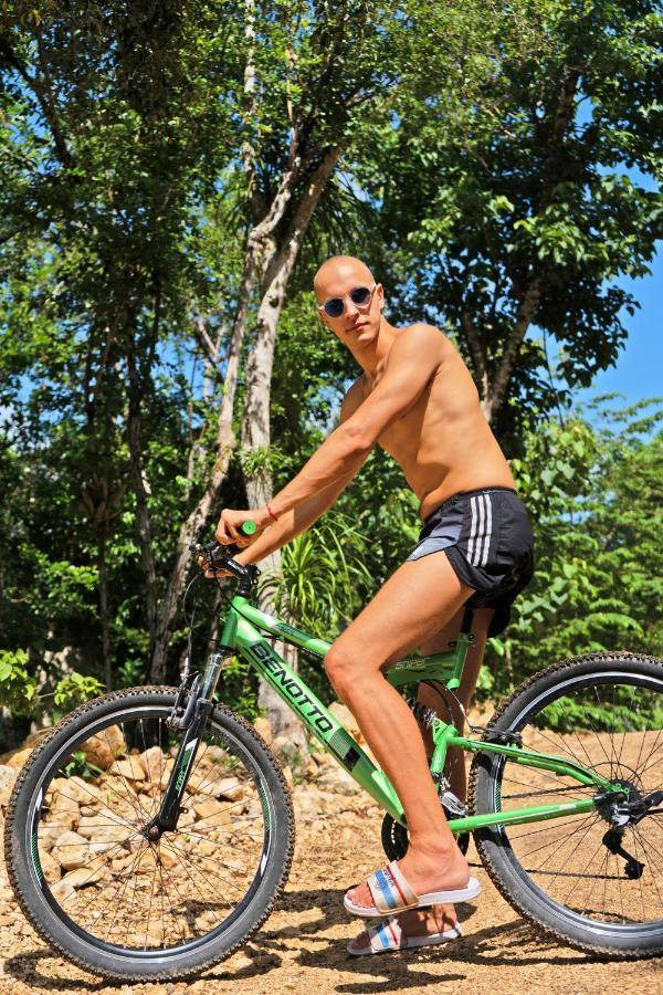 Campsite Glamping Bunga Lotus Tulum