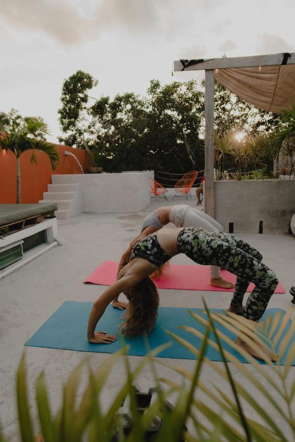 Ujo 100 Mb Wifi 2 Private Pools