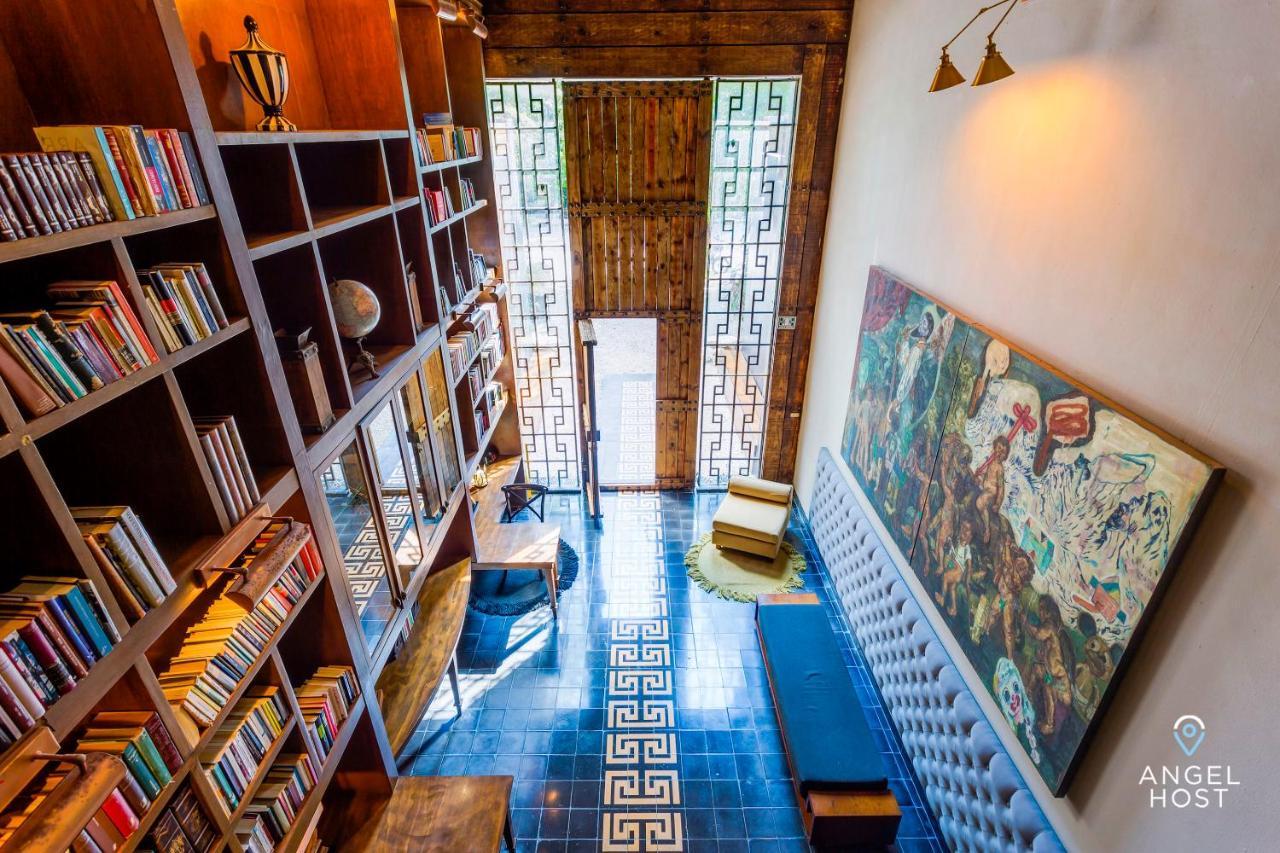 Apartment Private Plunge Pool, Art, Spa, Pool With Cabanas