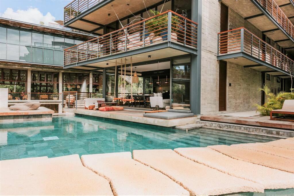 Cenote + Swim-up + Luxury Tulum