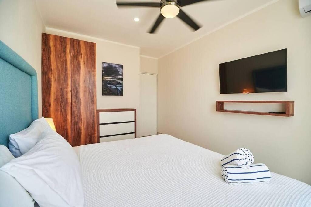 2 Bedroom With Rooftop Pool And Gym Apartment Tulum