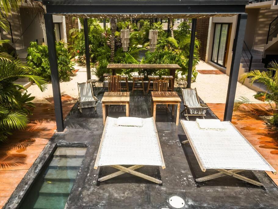 Toh1, Downtown * Tulum