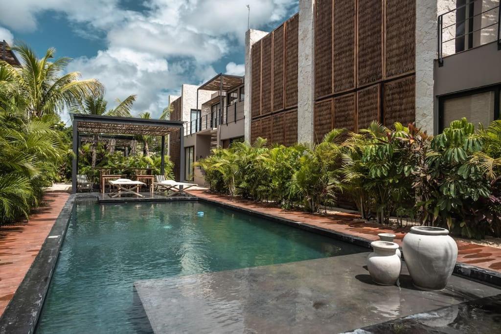 Toh1, Downtown * Tulum