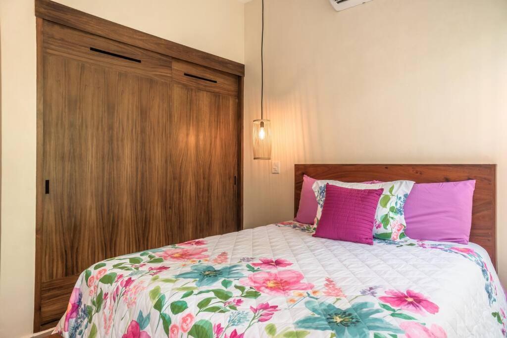 Toh1, Downtown Tulum