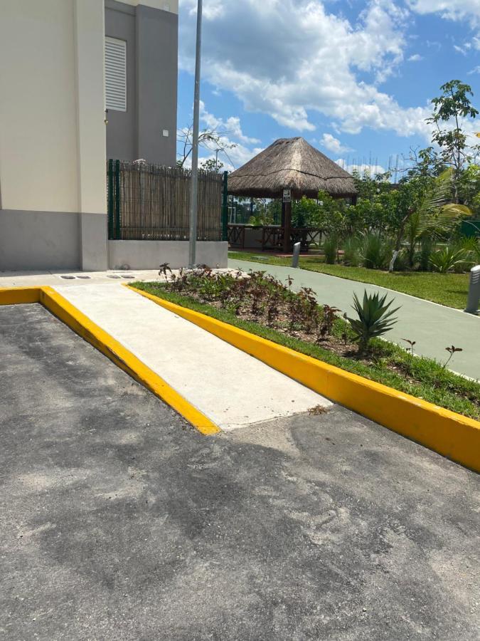 Tangerine House: Pools, Zamna, Wi-fi, Cenote Apartment