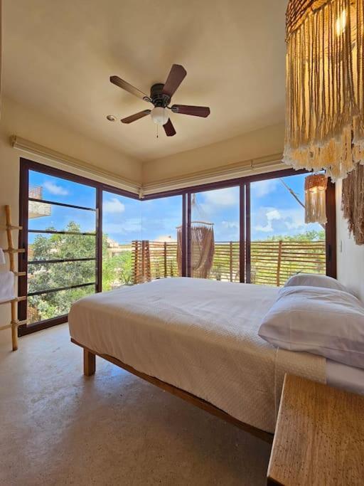 Apartment Private Rooftop Penthouse With Pool, Bbq & Jungle View