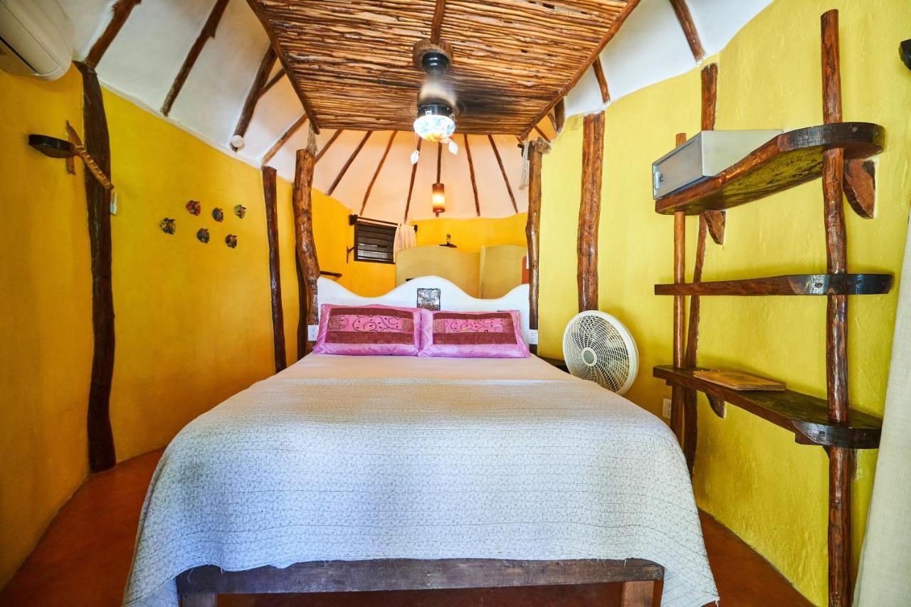 La Luna By Lockey Hotel