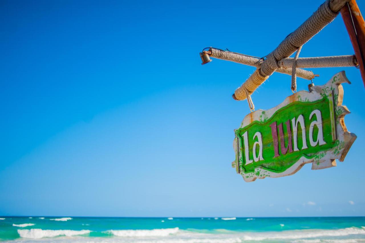 La Luna By Lockey Hotel *