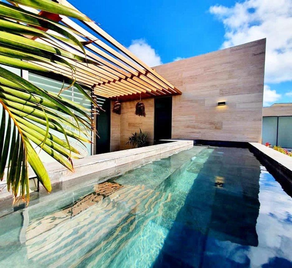 Apartment Mistiq Pent House 3 Recamaras, 3 Banos, Sala, Comedor, Terraza Y Jacuzzi *