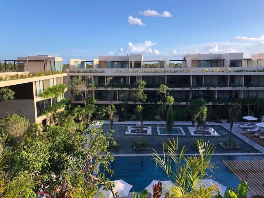 Mistiq Pent House 3 Recamaras, 3 Banos, Sala, Comedor, Terraza Y Jacuzzi Tulum