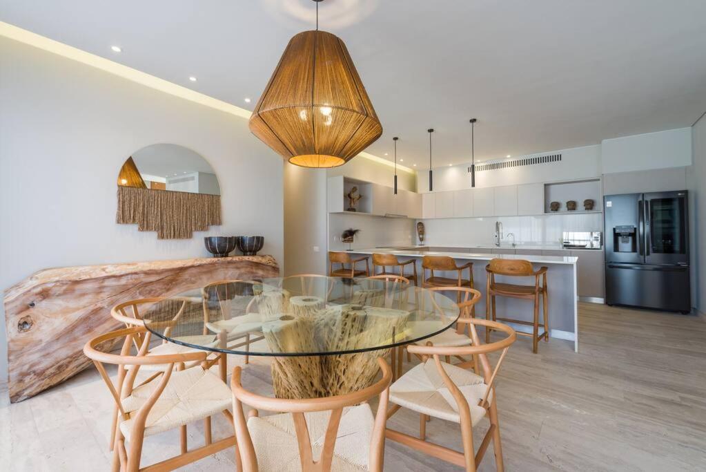 Beyond Amazing 3bd 2br/ Balcony Apartment Tulum