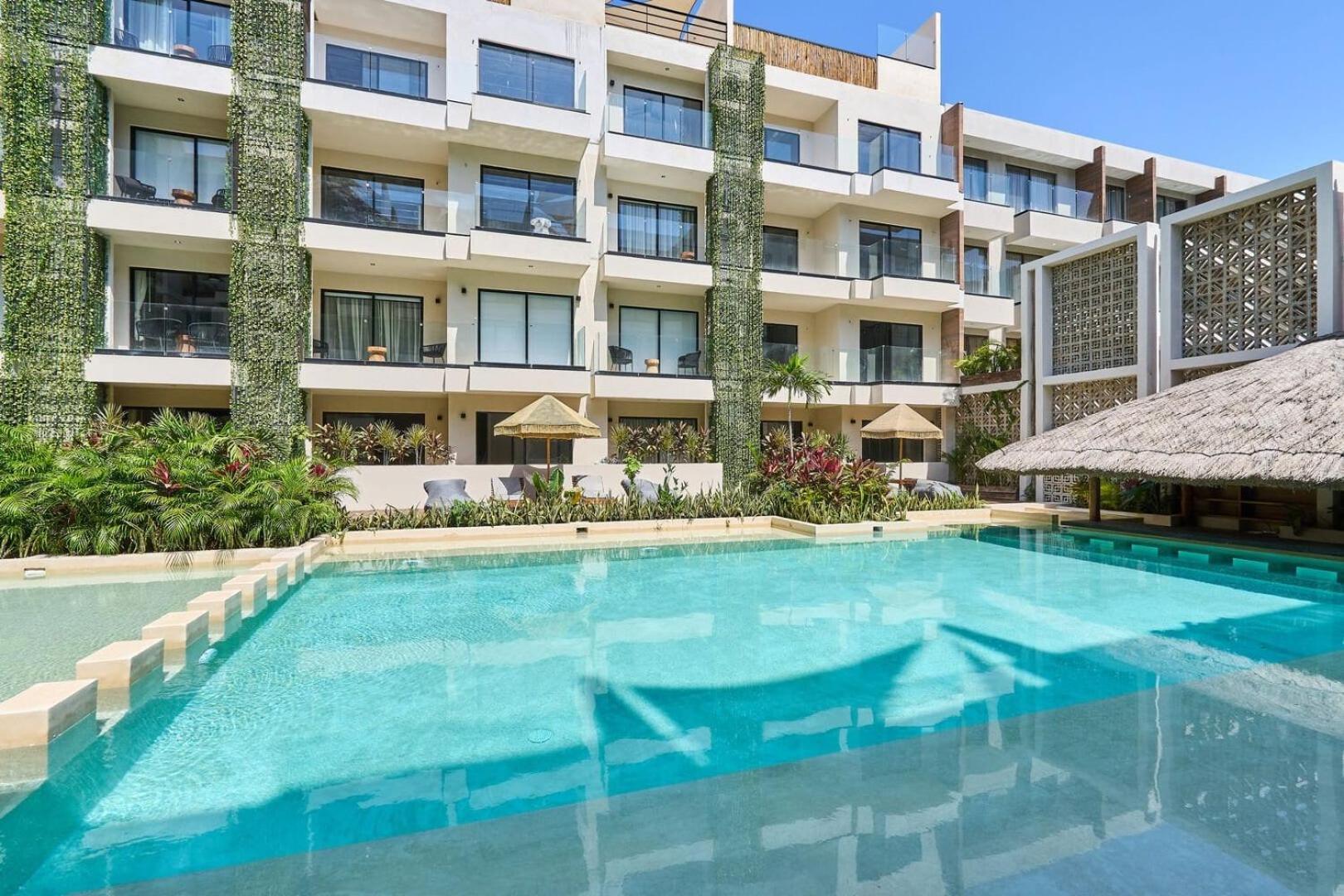 Hotel Bakal By Lockey 4*