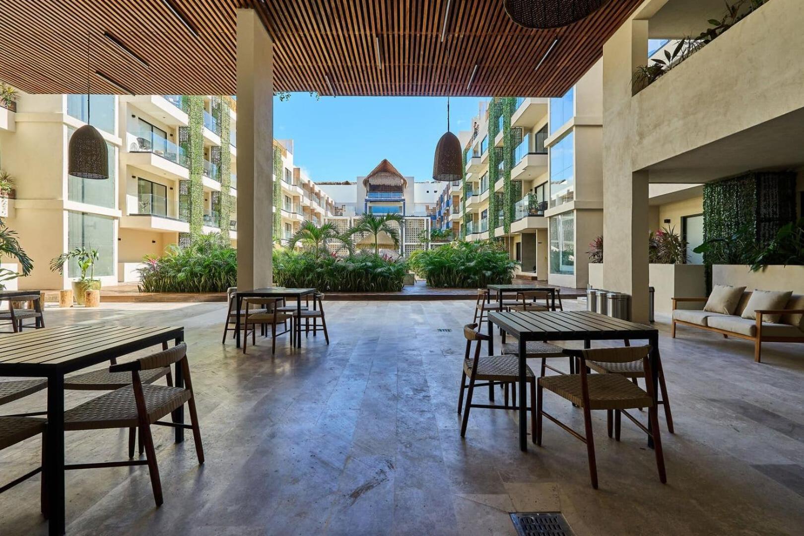 Hotel Bakal By Lockey 4*