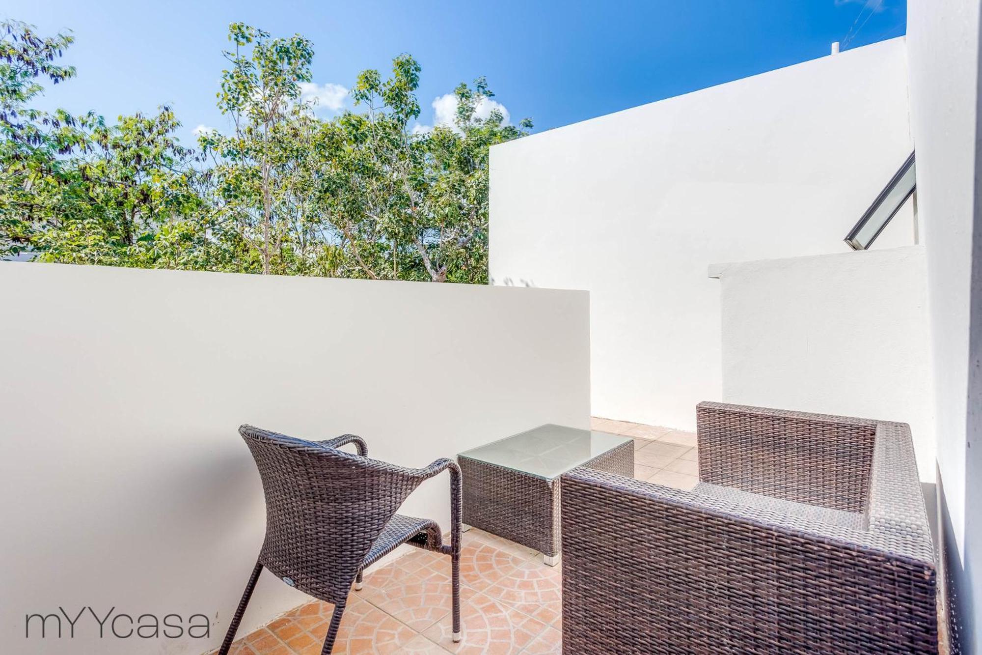 Moderna Yaxiik 19 Tulum