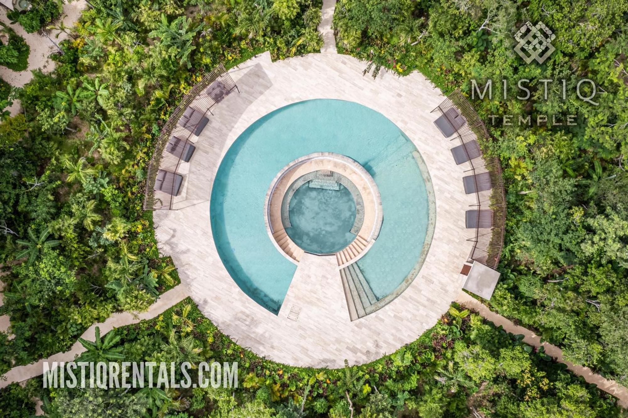 Mistiq Temple I Apartment