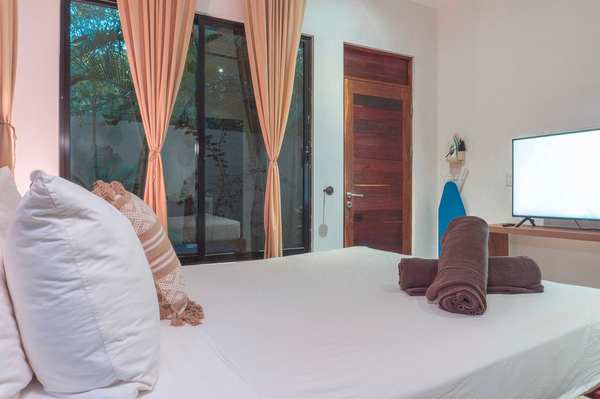 Aparthotel Naats Amigos