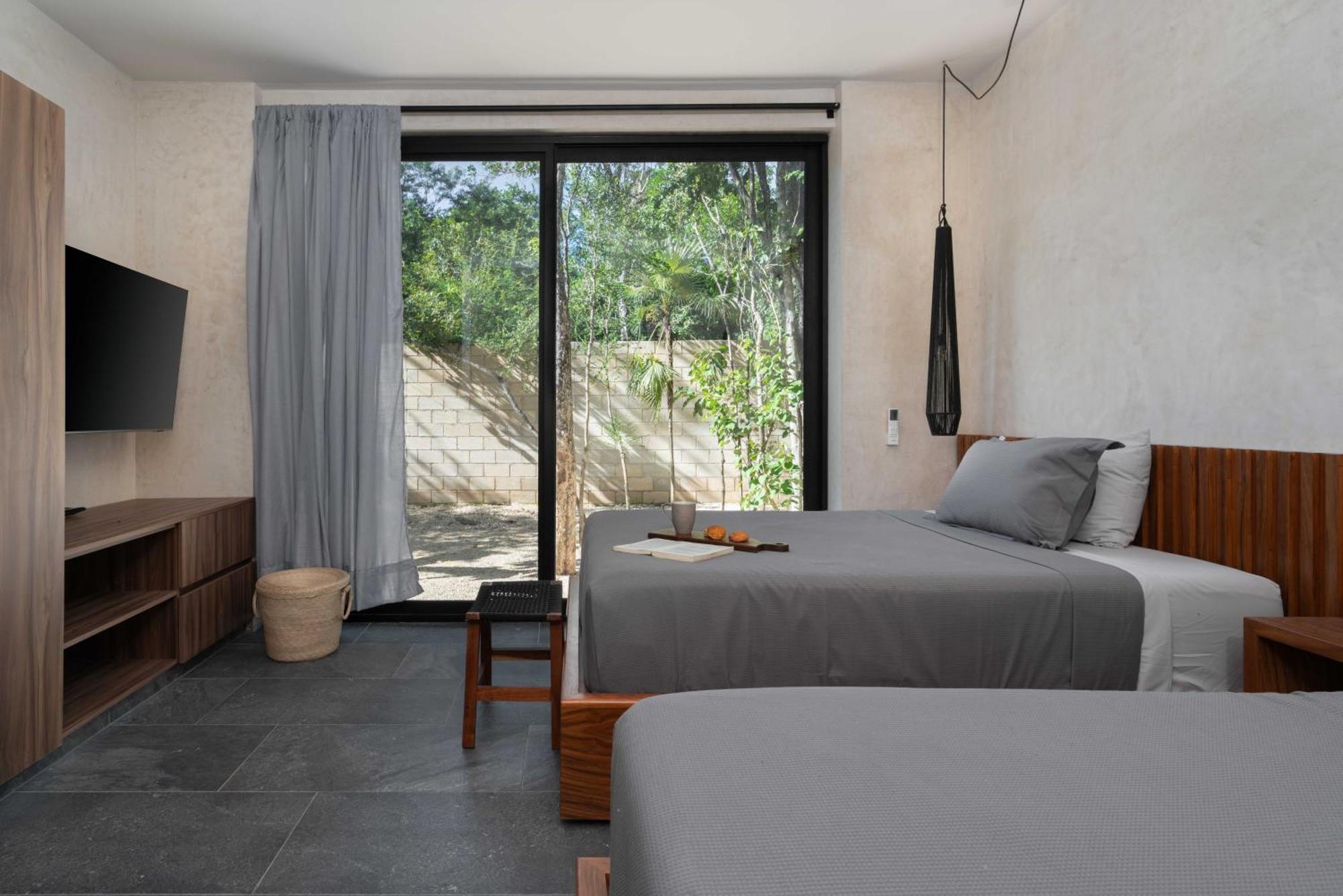 Twelve O'clock - Luxury Villa *