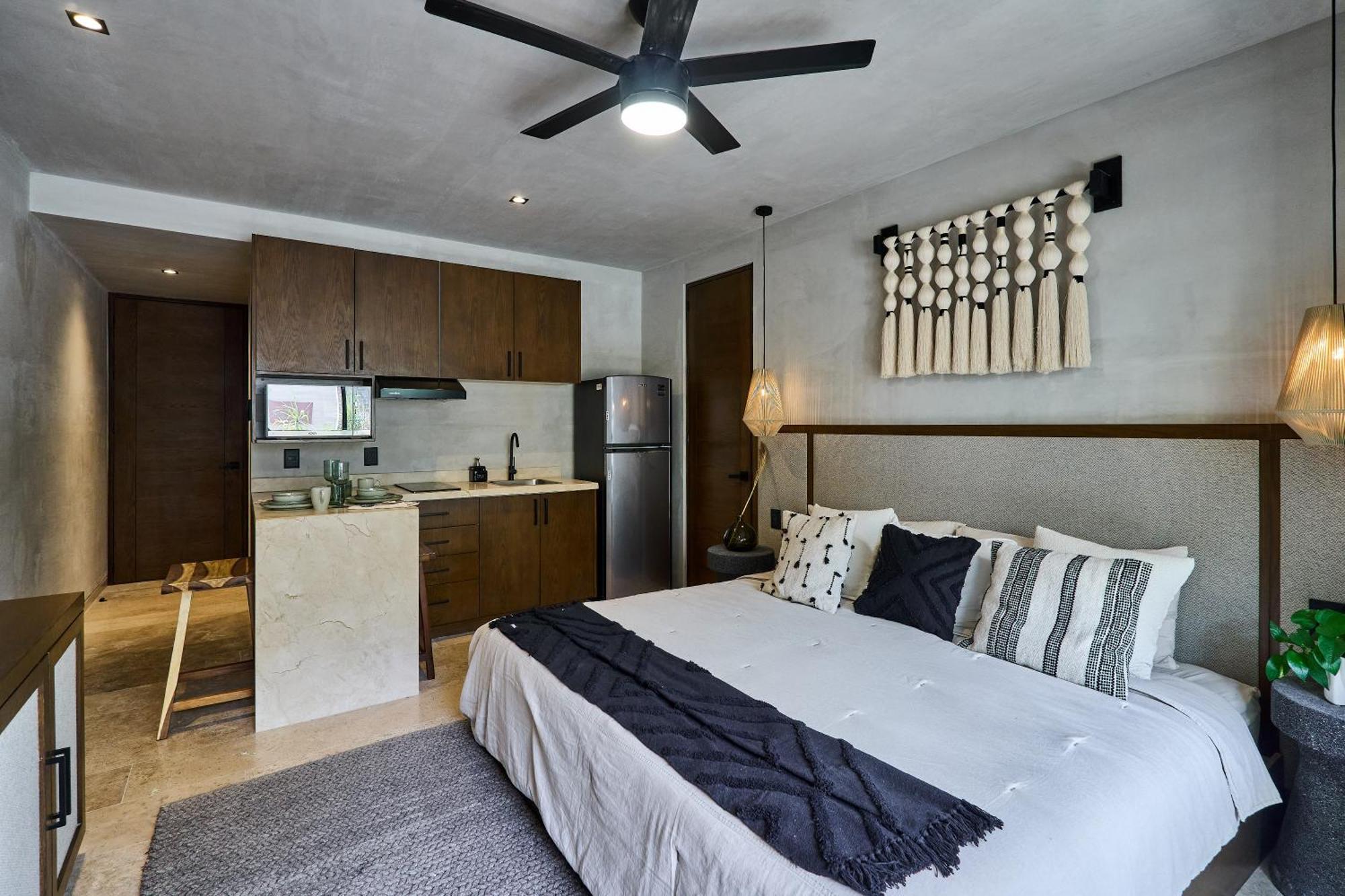 Bakal By Lockey Hotel