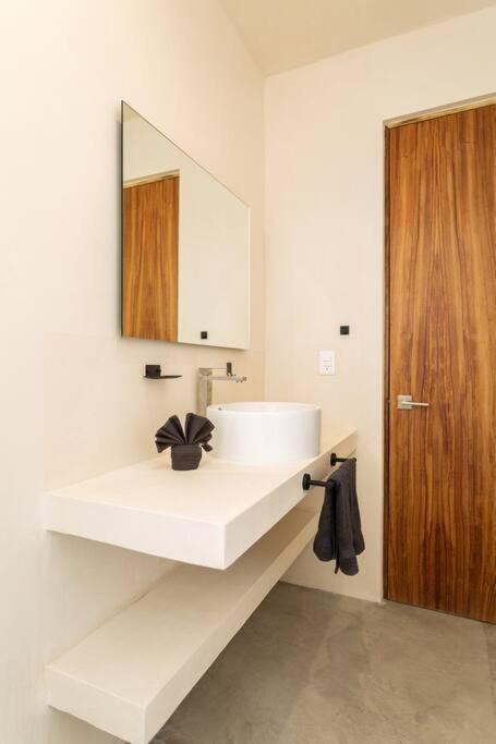 Villa 4 Bedroom Cedra #10 *