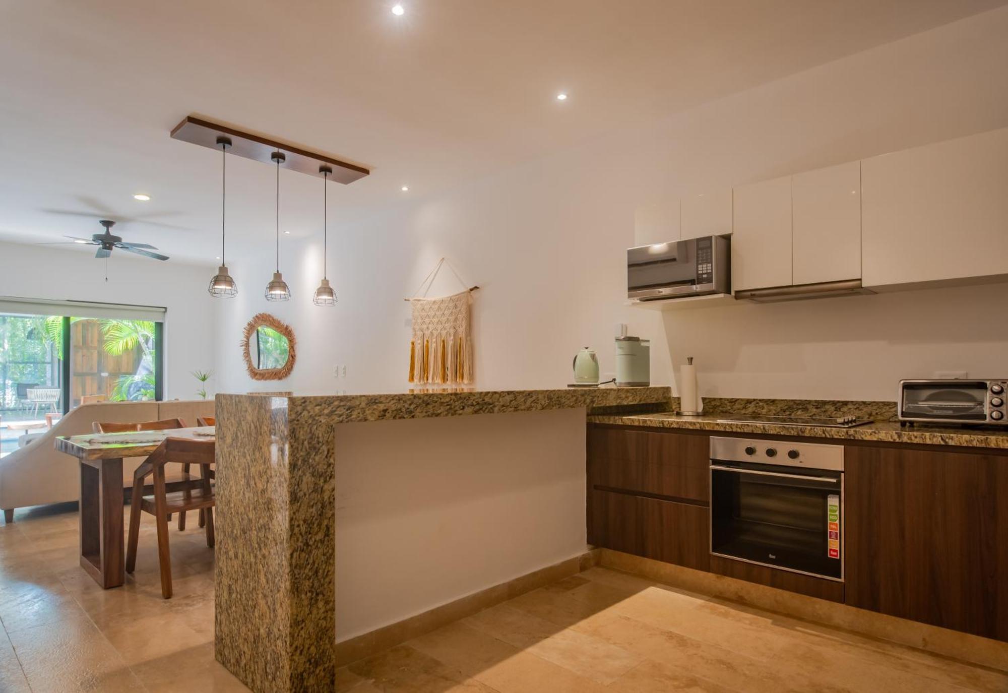 Luxury Aldea Zama 2bed - 2bat Private Terrace & Swim Up Apartment