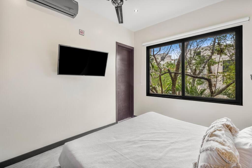 1min To Downtown Asana Premium W/ Pool & Concierge