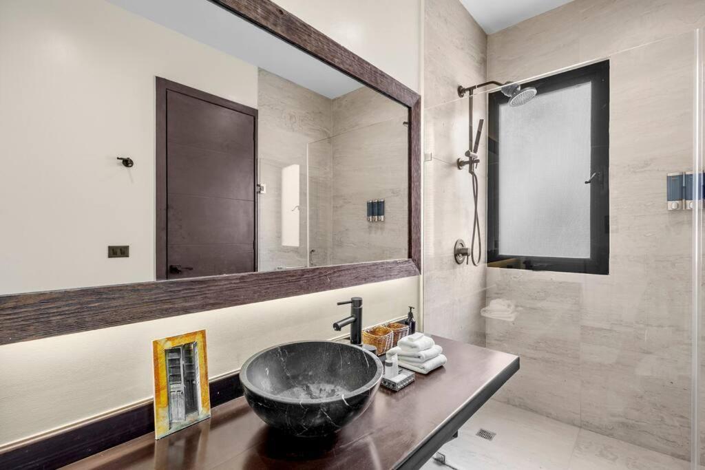 Apartment 1min To Downtown Asana Premium W/ Pool & Concierge *