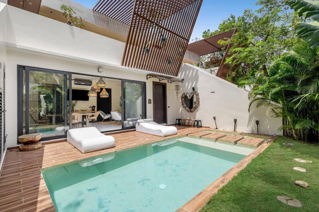 1min To Downtown Asana Premium W/ Pool & Concierge *