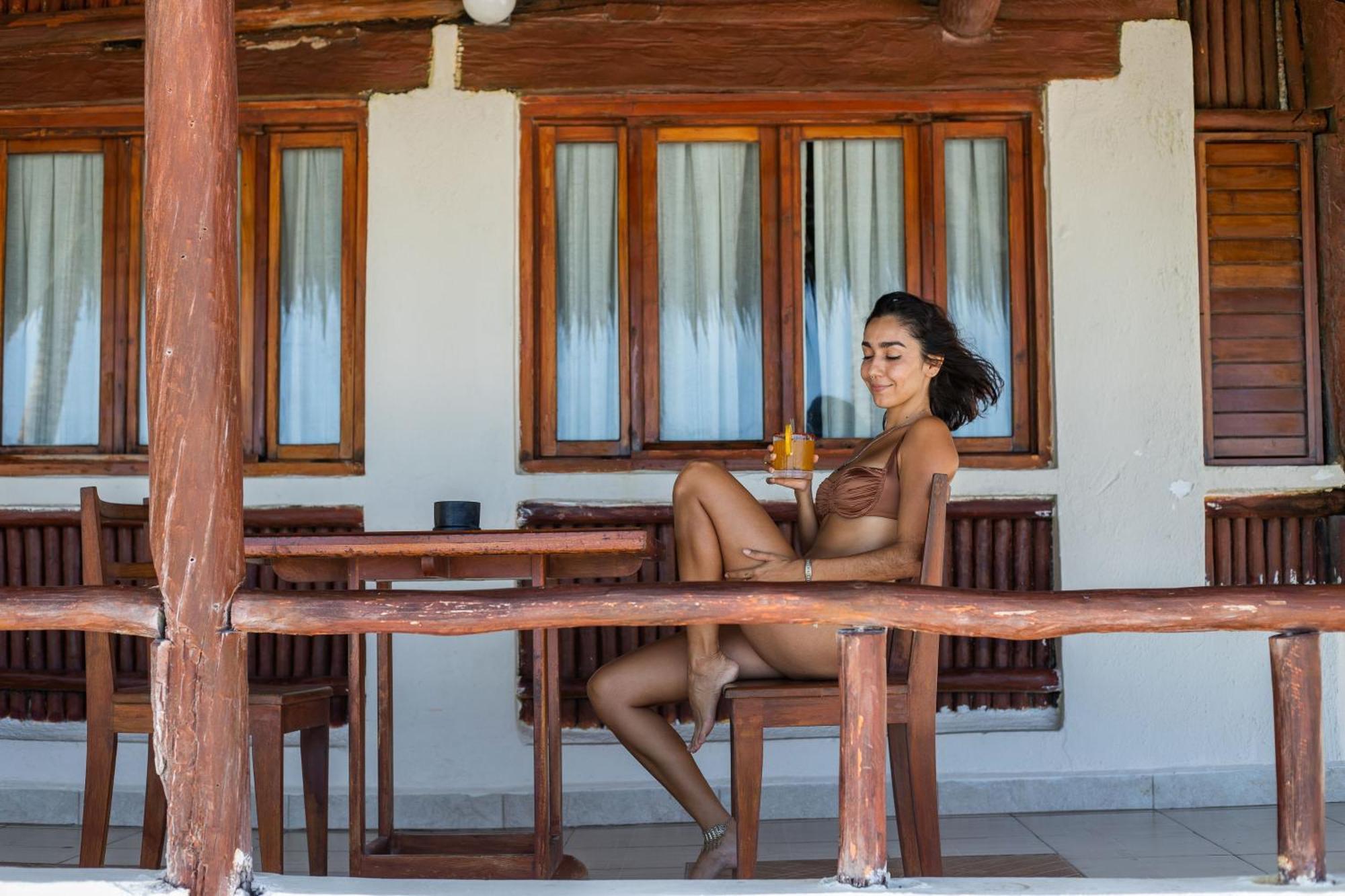 Bt Live Located At The Party Zone Hotel