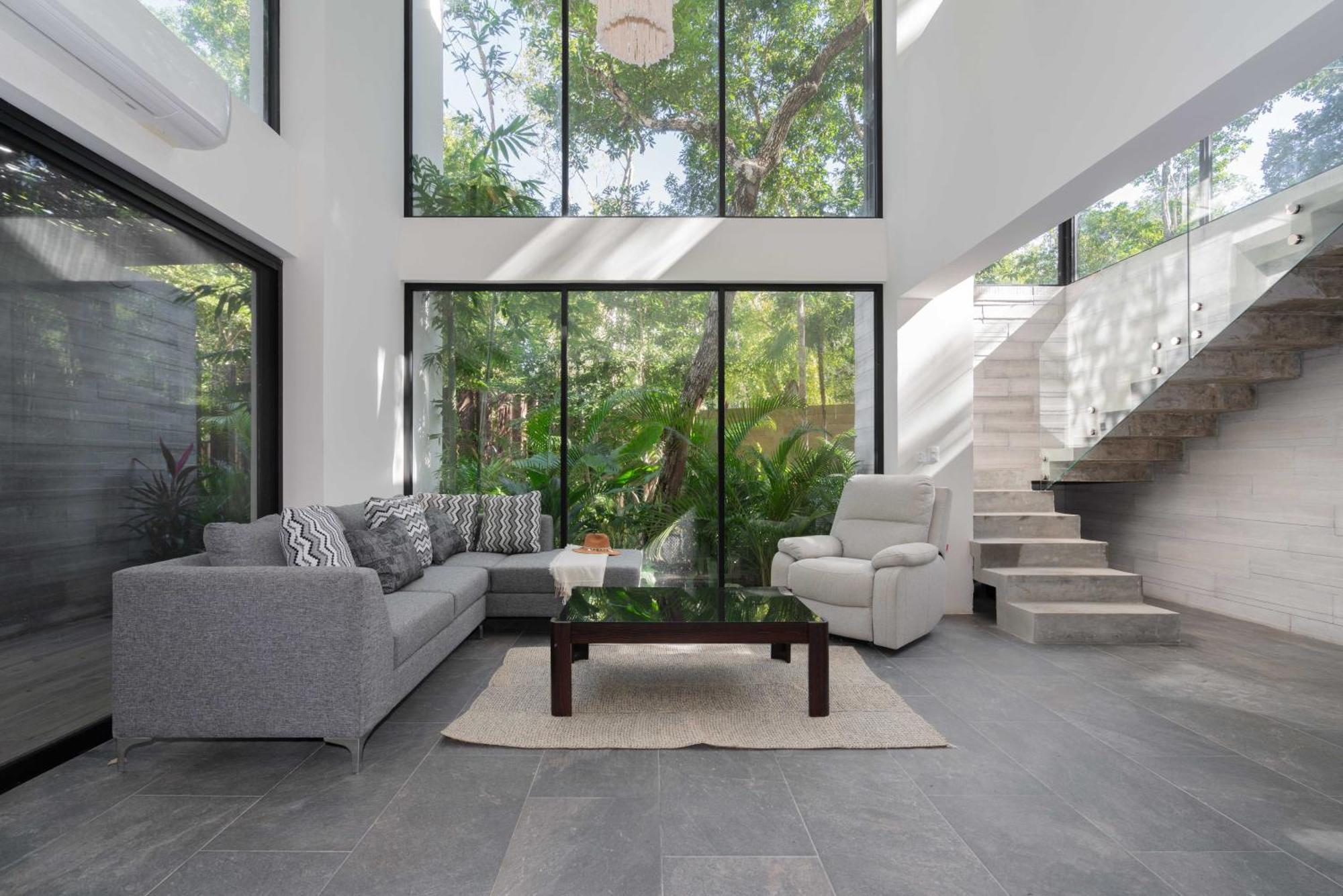 Twelve O'clock - Luxury Villa *