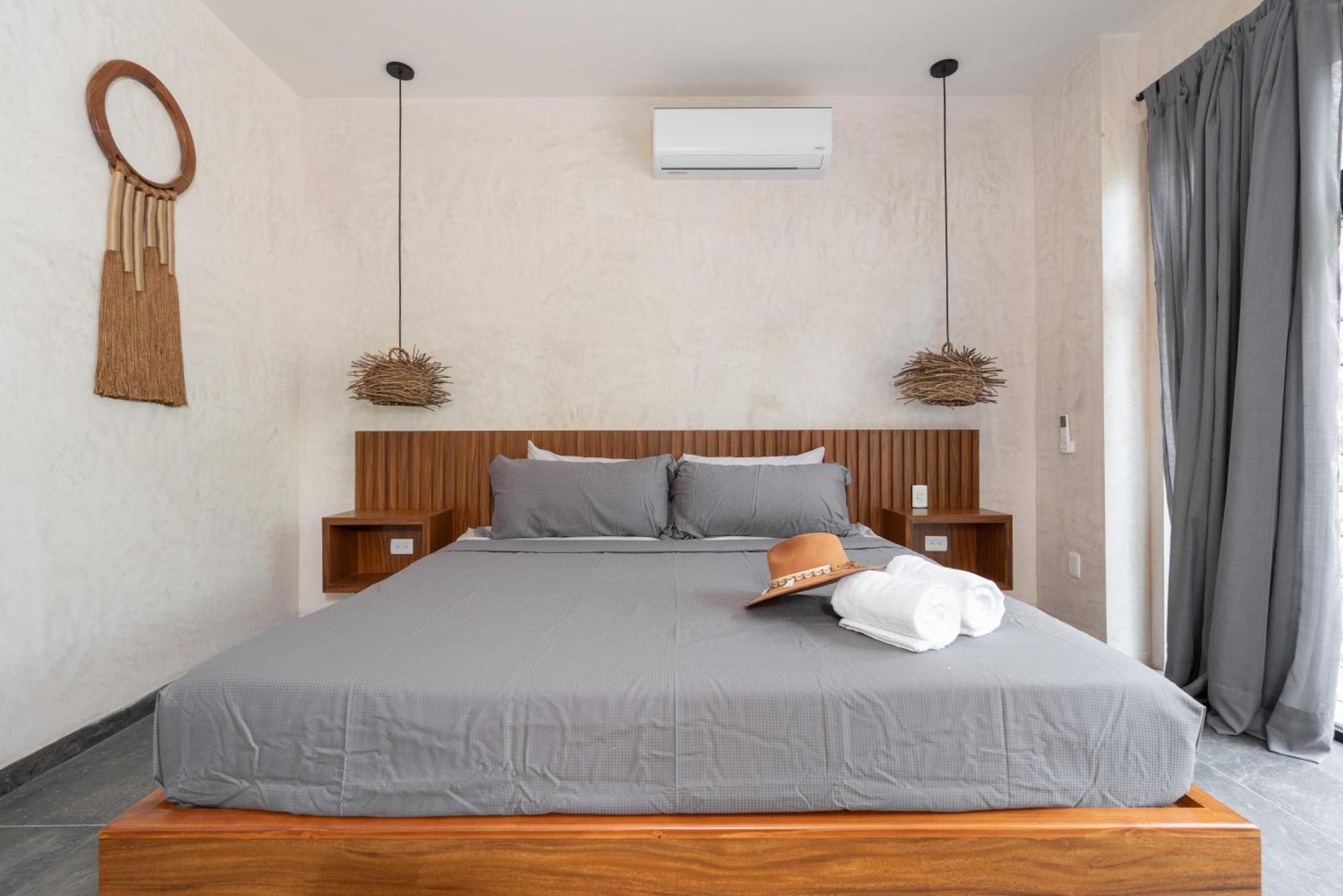 Twelve O'clock - Luxury Villa Tulum