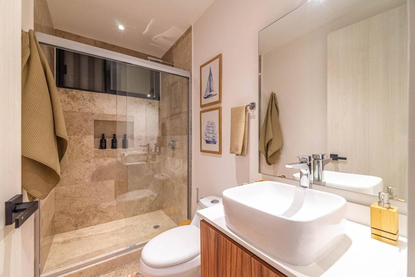 Lux With Private Plunge Pool And Gym