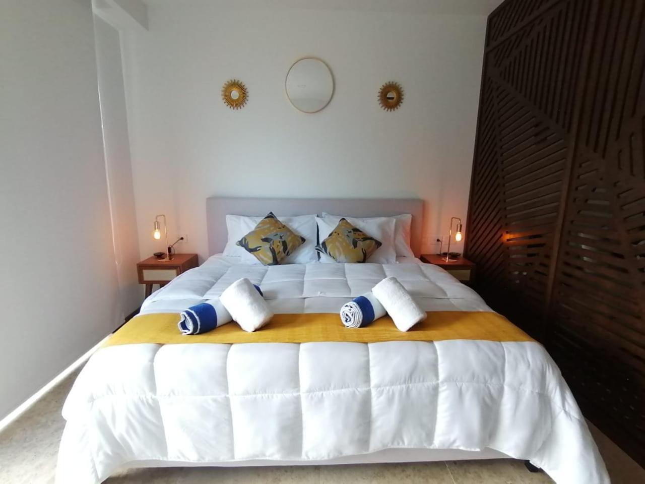 Apartment Stylish W Premium Amenities Wifi 250mb